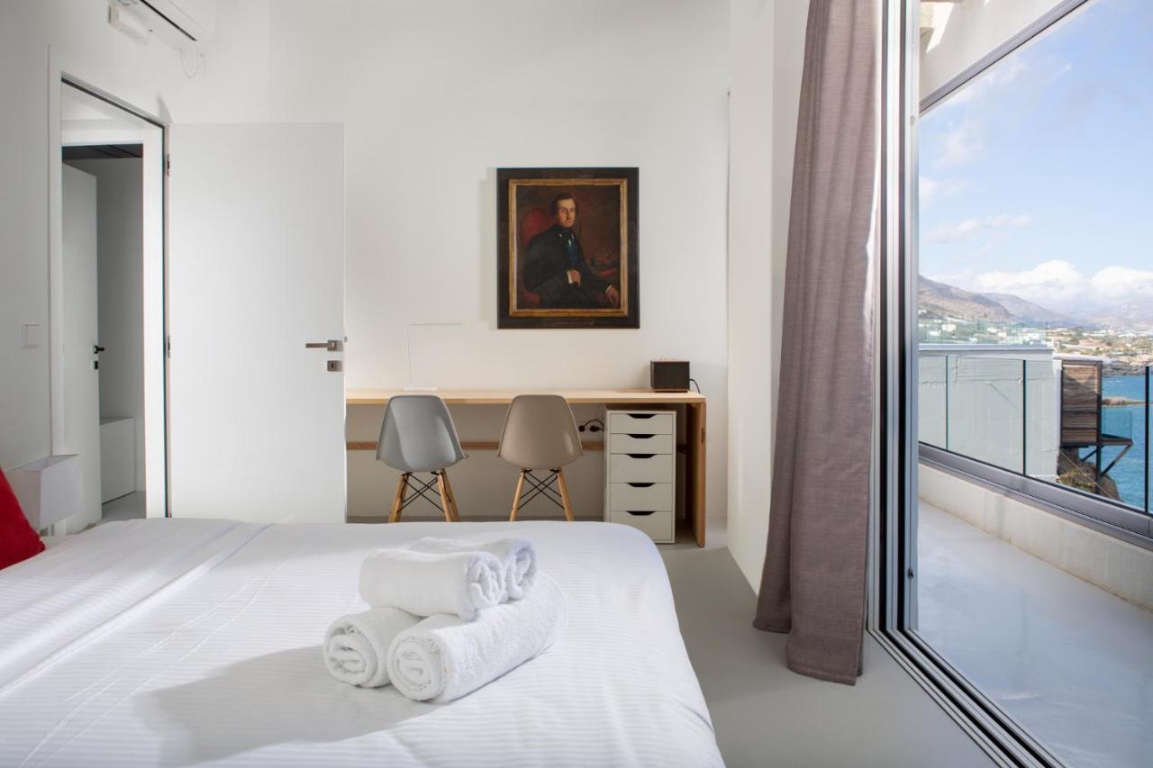 Kuro Beach House - Oceanfront Luxury & 25M Pool Achlia ภายนอก รูปภาพ