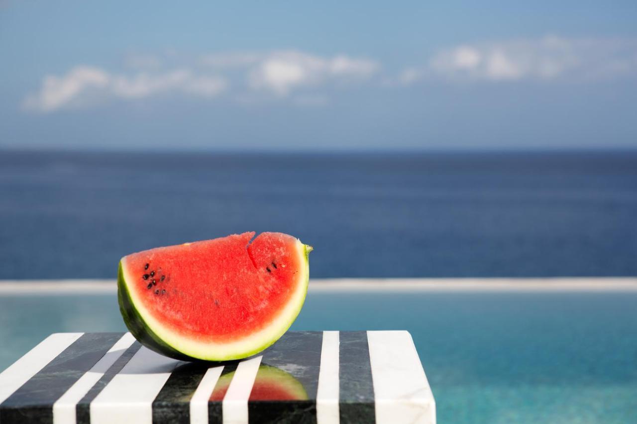 Kuro Beach House - Oceanfront Luxury & 25M Pool Achlia ภายนอก รูปภาพ